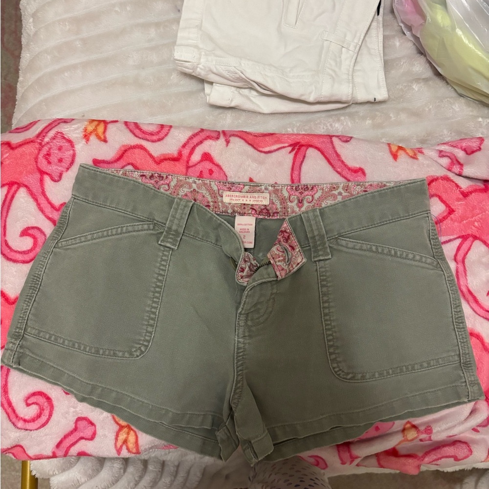 Olive Abercrombie & fitch Green Women's Shorts